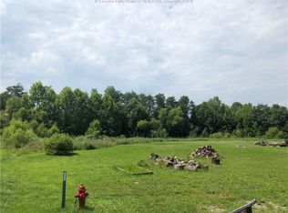 93 Marina Park, Hurricane, WV 25526