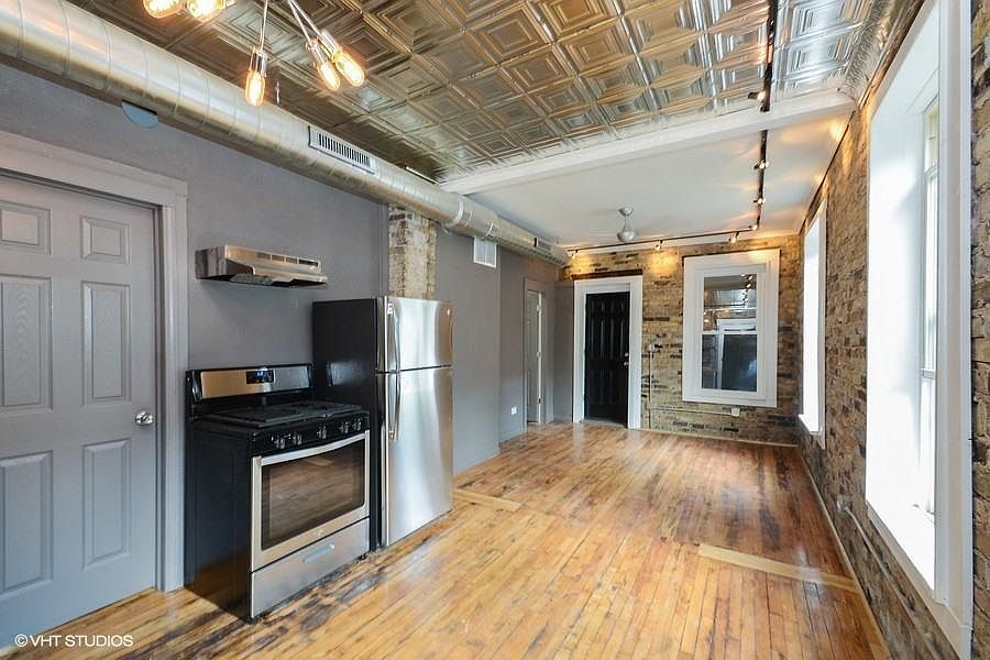 1st image of 2146 W Dickens Ave #1R