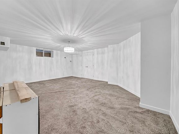 4th image of 6354 184th St