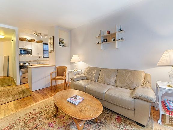 2nd image of 158 E 91st St #3N