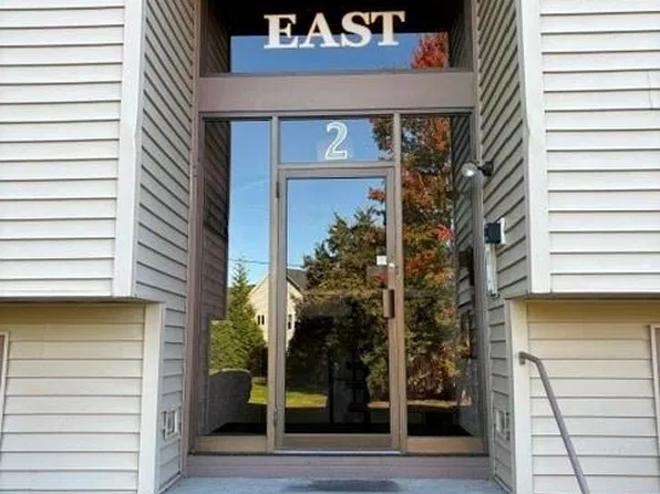 196 Old River Rd #112, Lincoln, RI 02865