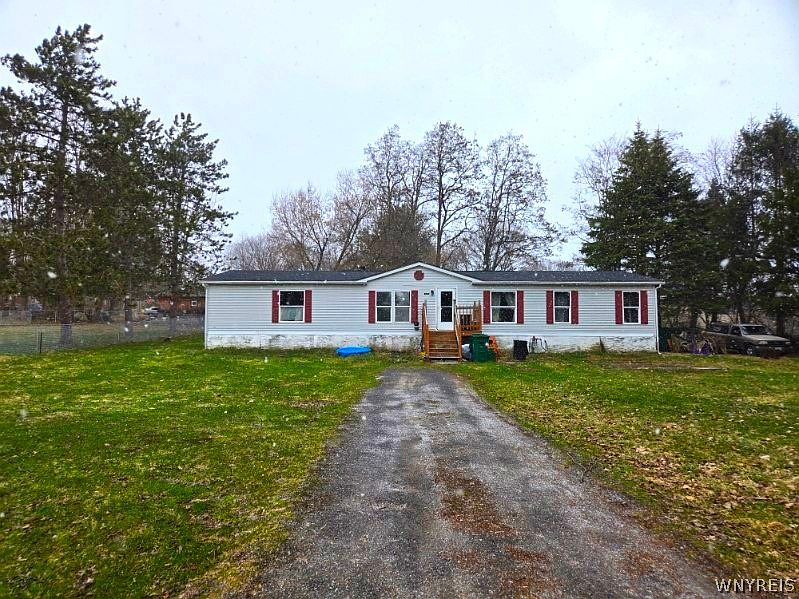 1st image of 3041 Maple Ave