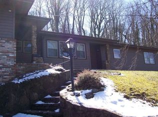 1343 College Ave, Bluefield, WV 24701