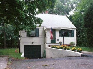 7 Minerva St, Norwalk, CT 06851