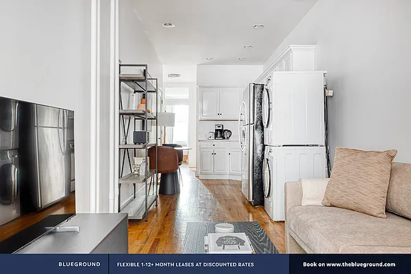 Rented by The Blueground | media 26