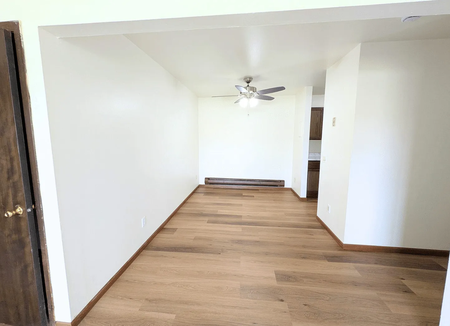 Sunset Lane Apartments — Photo 4