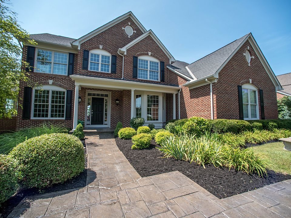 1st image of 5571 Oak View Dr