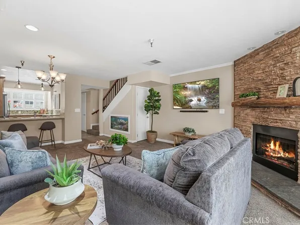 5447 Twin Lakes Dr, Cypress, CA 90630