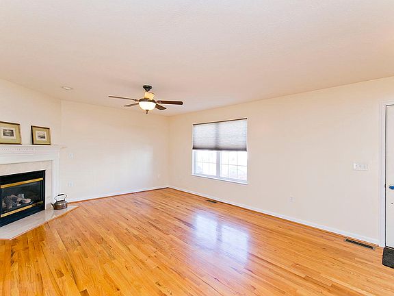5th image of 110 Scirocco Ln