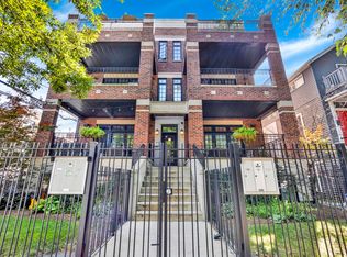 1217 W School St APT 2, Chicago, IL 60657