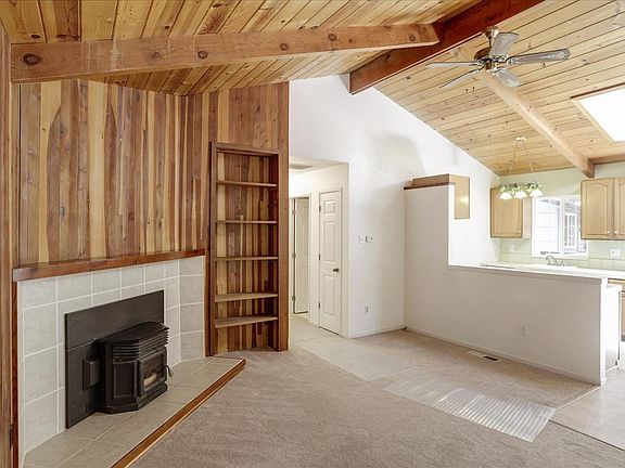 2nd image of 220 Sylvan Ave