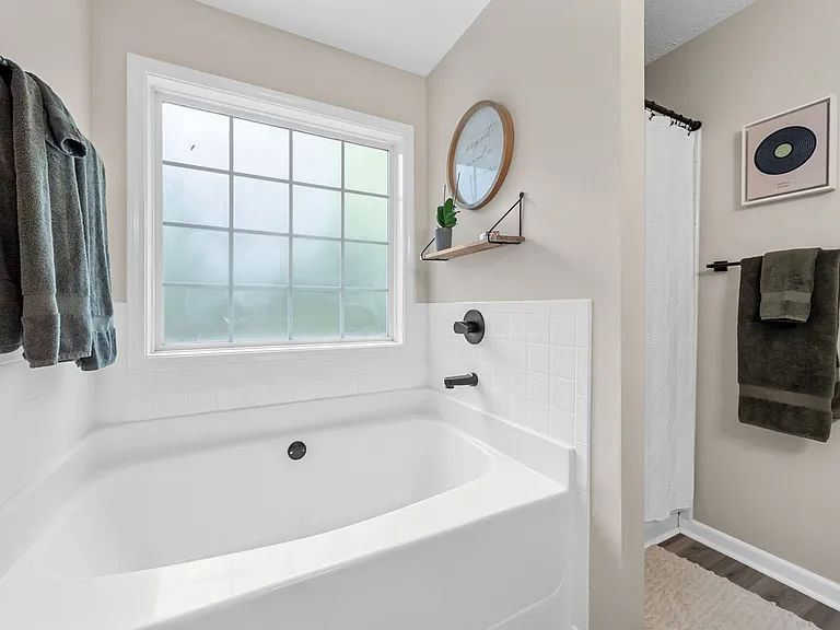 1092 Bobcat Dr — Photo 20