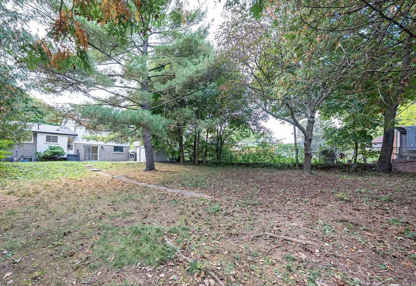 4 bed, 1450 sqft, $4,095 — Photo 4