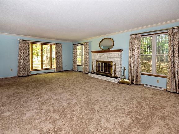 5th image of 5204 Laurelwood Ct