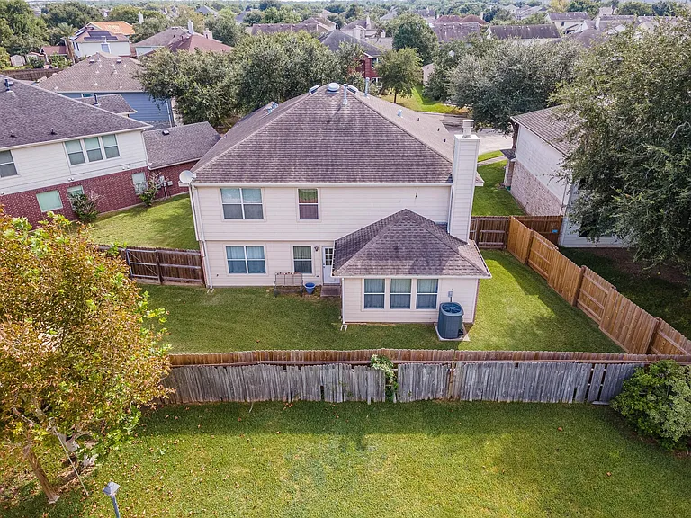7911 Forest Stone St — Photo 33