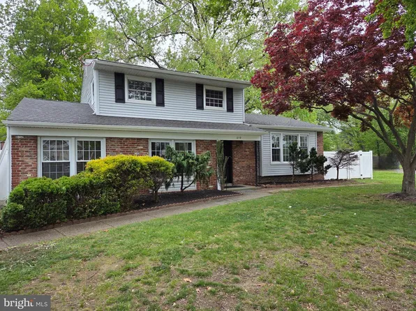 210 Lawnton Ave, Woodbury, NJ 08096