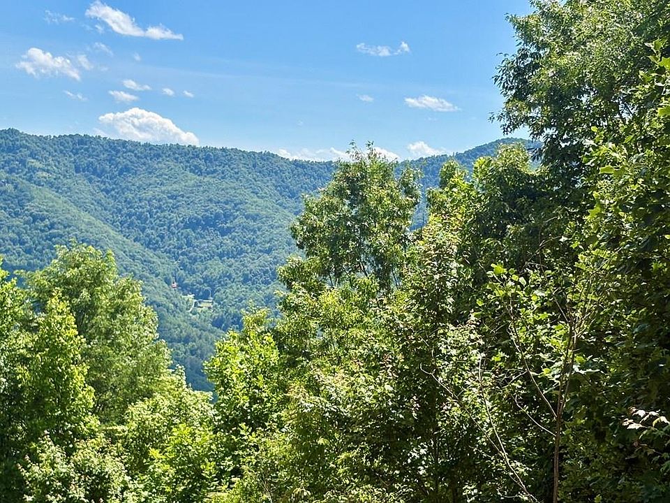 1st image of 70 Eagles Roost