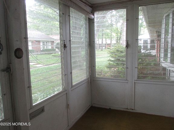 4th image of 257C Jefferson Court
