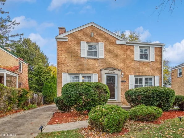 1775 Lee St, Des Plaines, IL 60018