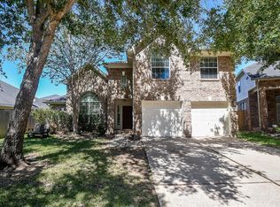 1310 Lake Edinburg Ct, Richmond, TX 77406