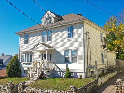 34-36 Mailloux St, Woonsocket, RI, 02895
