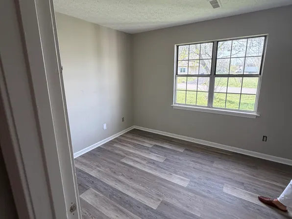 134 Lower Stone Ave #A, Bowling Green, KY 42101