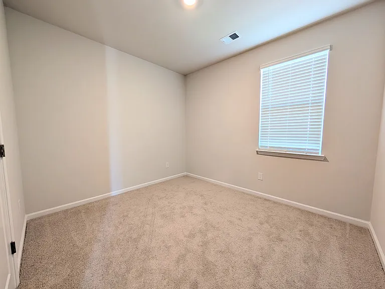 664 Grateful Dr — Photo 23