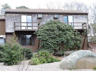 6 Carriage Cir, Bourne, MA 02532