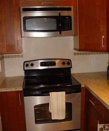 3rd image of 470 N Villa Ct Unit 202