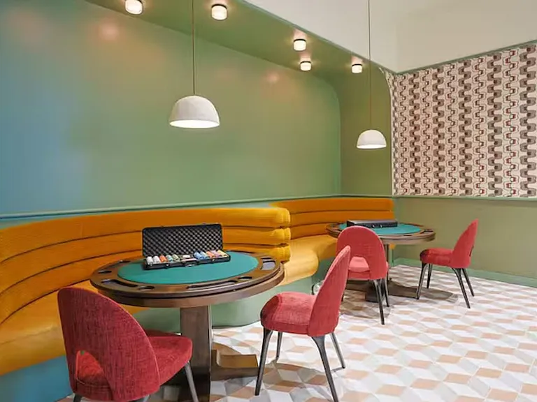 Building's Lounge