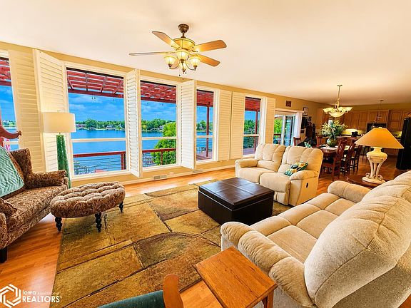 4th image of 3150 Indian Point Dr