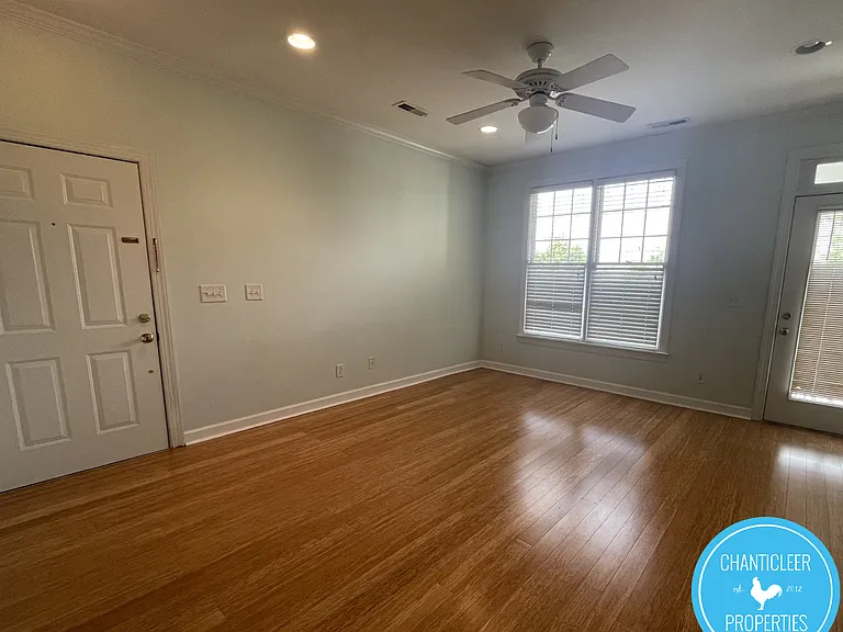 701 Copperline Dr #1-303 — Photo 8