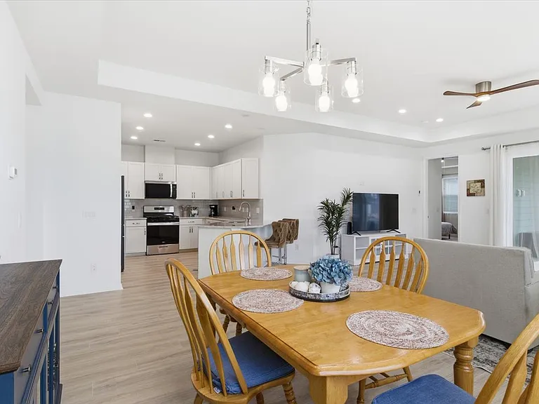 855 Weekend Ave — Photo 20