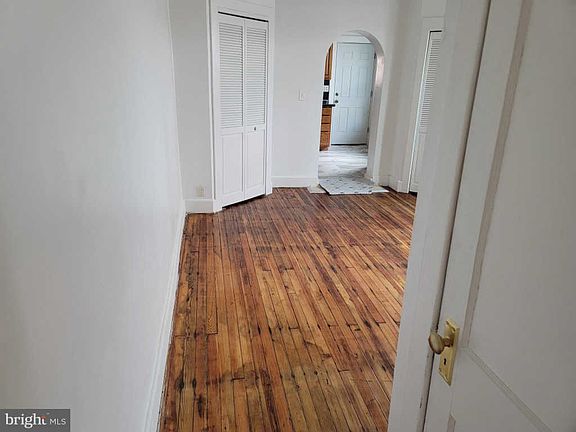 5th image of 1281 S Broad St
