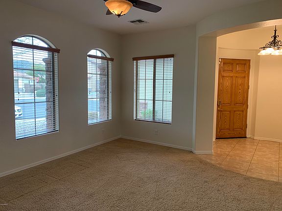 5th image of 2211 W Morse Ct