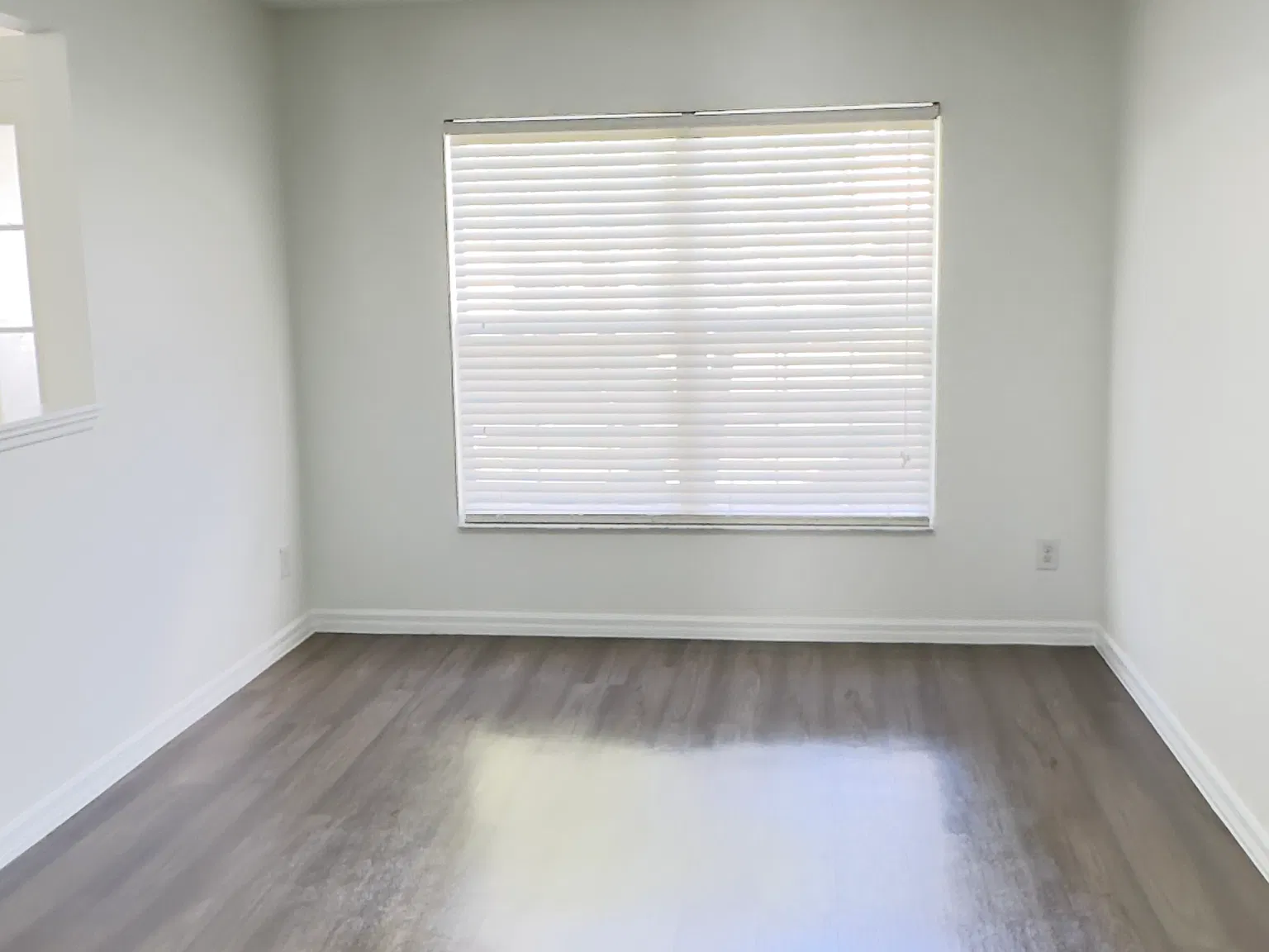 4 bed, 2110 sqft, $2,650 — Photo 3