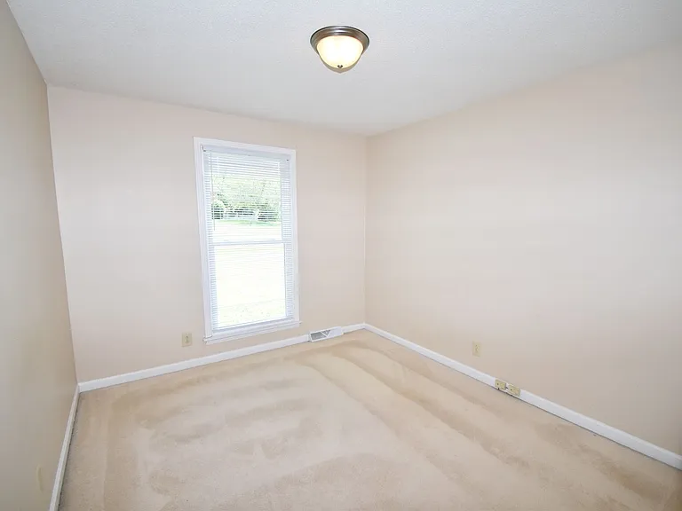 3049 Westchester Dr — Photo 13