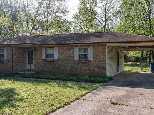 1630 Creekview Dr, Paducah, KY 42003