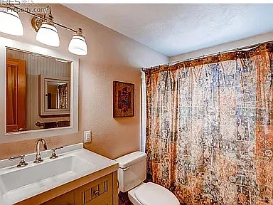 1872 Del Rosa Ct — Photo 12