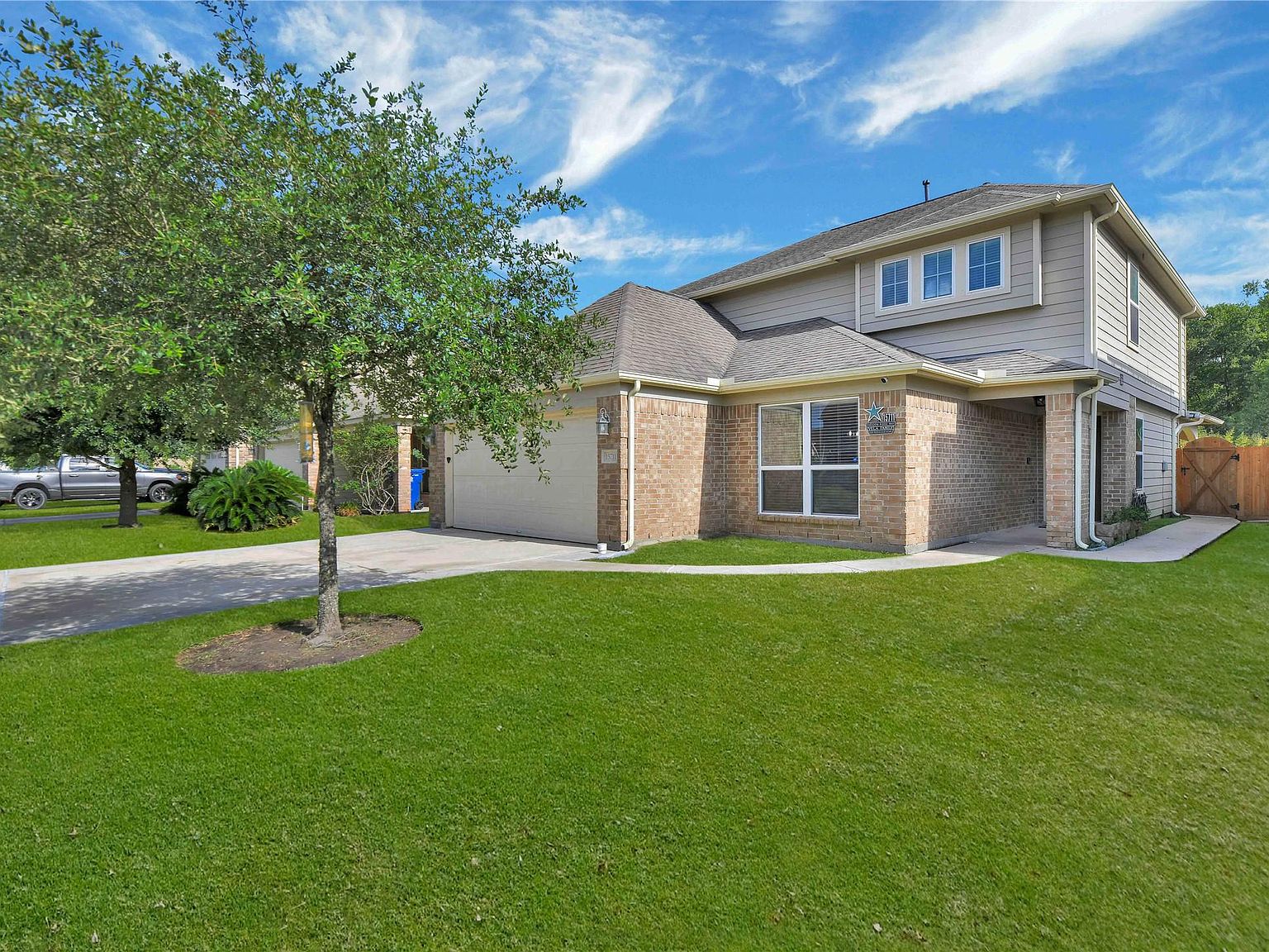 15711 Sheldon Ridge Way, Houston, TX 77044 | Zillow