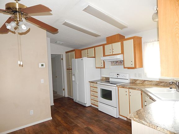 4th image of 22071 Highway 62 #47