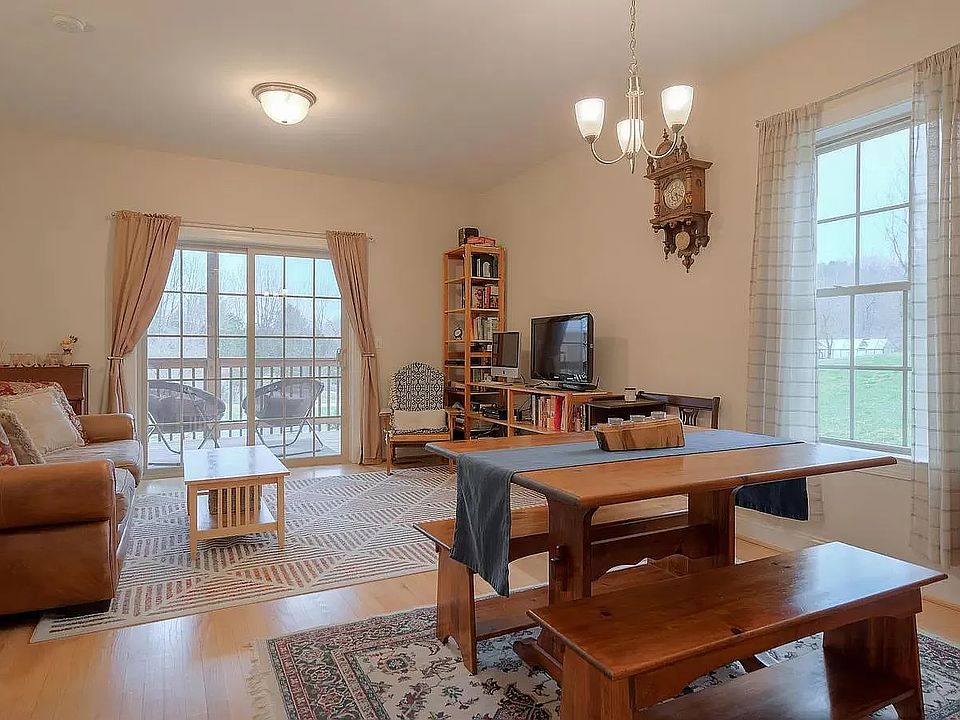 1st image of 1126 Moonshine Ln #1126