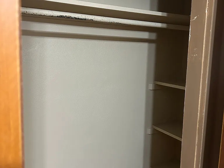 321 W Elm St #1 — Photo 8