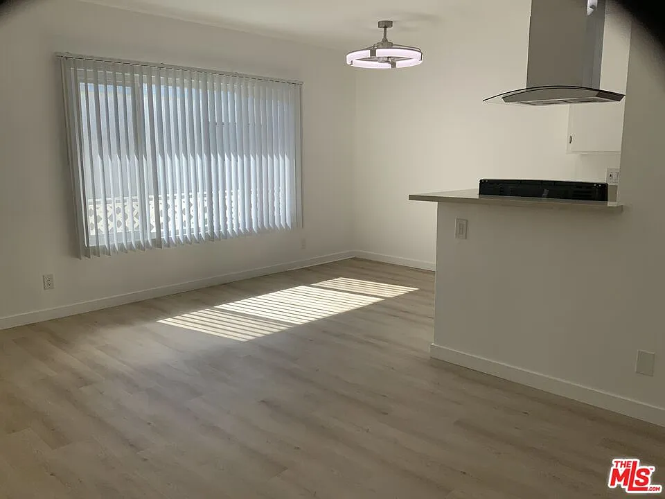 1 bed, 1.0 bath, 600 sqft, $2,445 — Photo 4