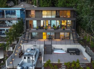 8885 Lawrence Way, West Vancouver, BC V7W 2T7