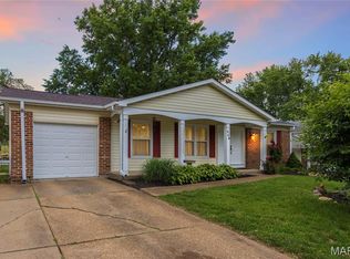 944 Millwood Dr, Saint Peters, MO