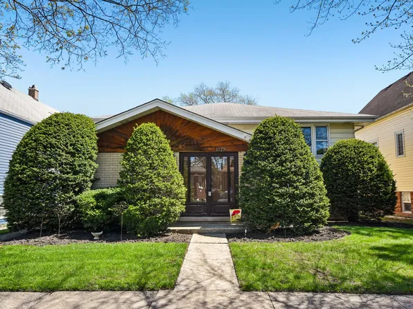 1527 Clarence Ave, Berwyn, IL 60402