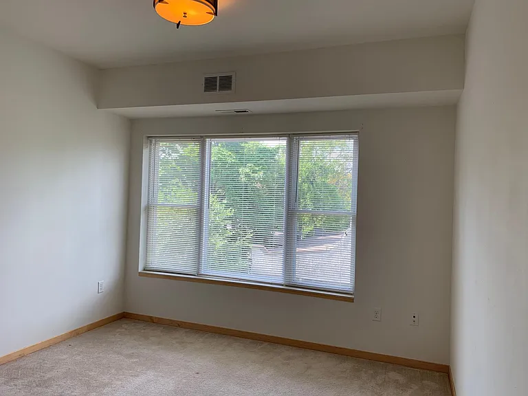 3020 University Ave SE — Photo 20