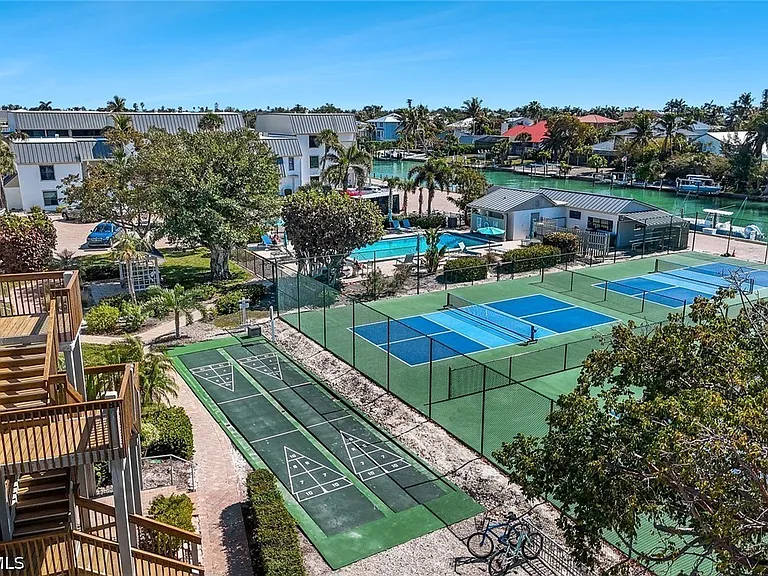 760 Sextant Dr #321 — Photo 14
