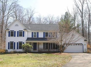 16635 Mohican Trl, Chagrin Falls, OH 44023